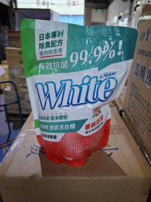 白帥帥薔薇洗衣精補充包1650G